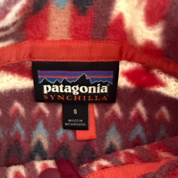 Patagonia Red Multi Patterned Fleece Quarter-Zip - Picture 3 of 7